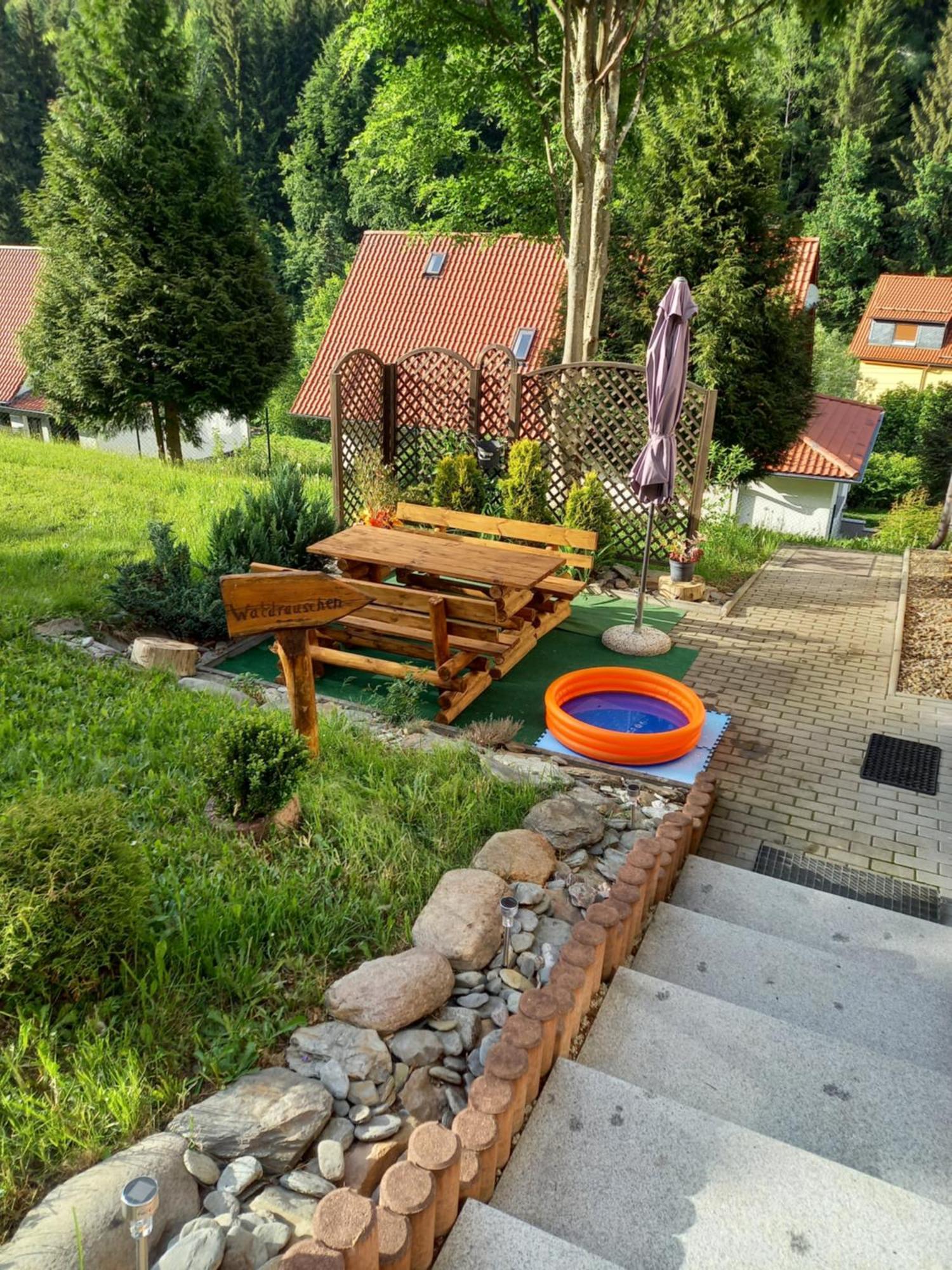 Monteur- Und Ferienwohnung Waldrauschen Fehrenbach Quarto foto